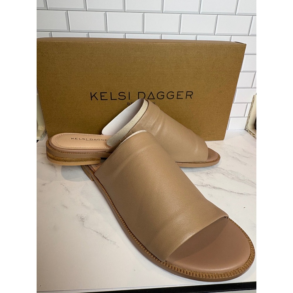 Kelsi Dagger Brooklyn Womens Tan Leather Slide Sandals Flat Mules Size 8 Boxed‎
